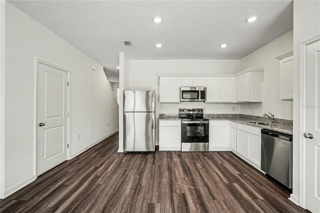 11898 Sylvia Street - Photo 5