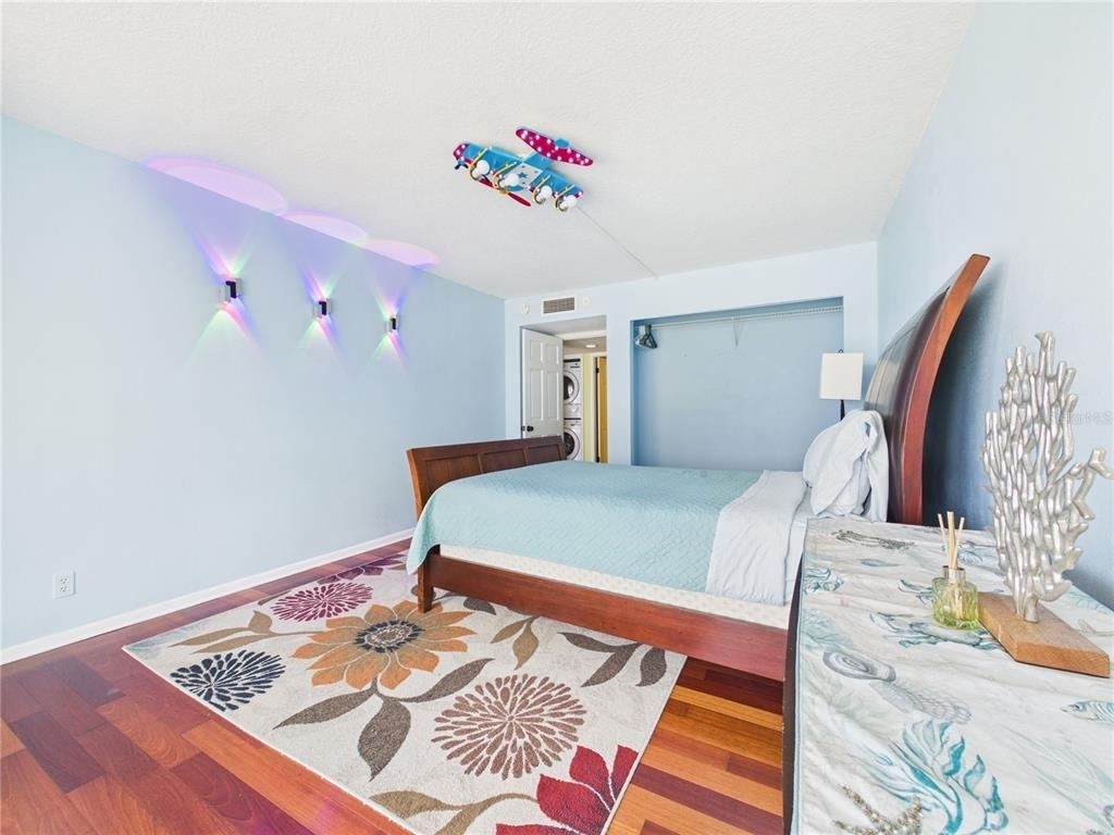 1400 Gulf Boulevard - Photo 14