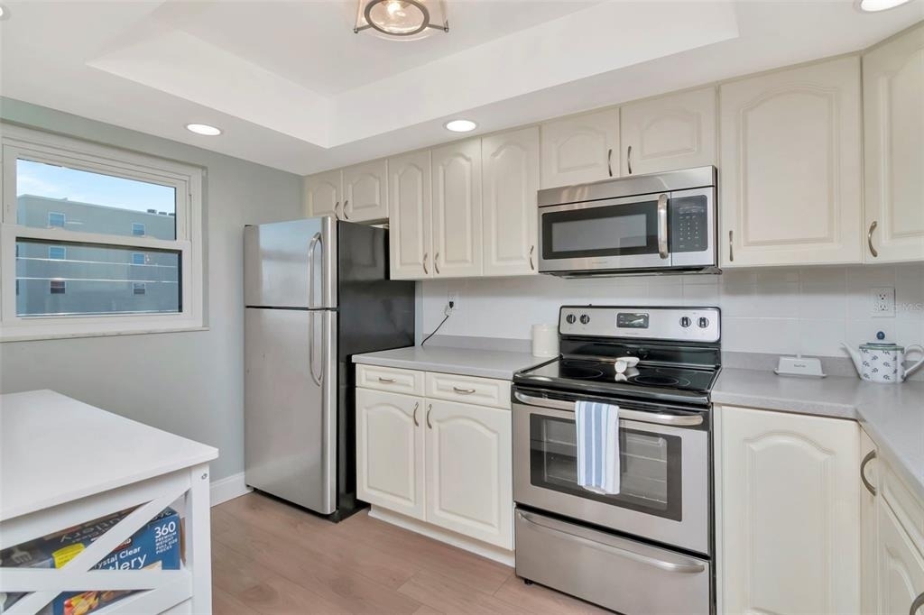 17580 Gulf Boulevard - Photo 3
