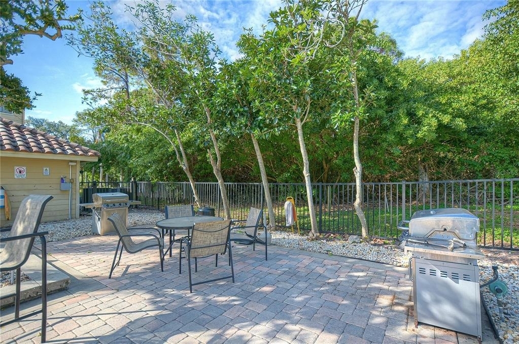 11901 4th Street N - Photo 27