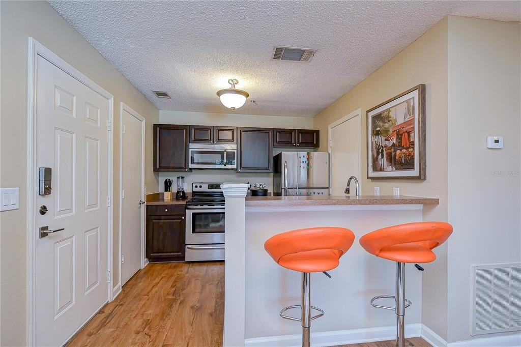 11901 4th Street N - Photo 4