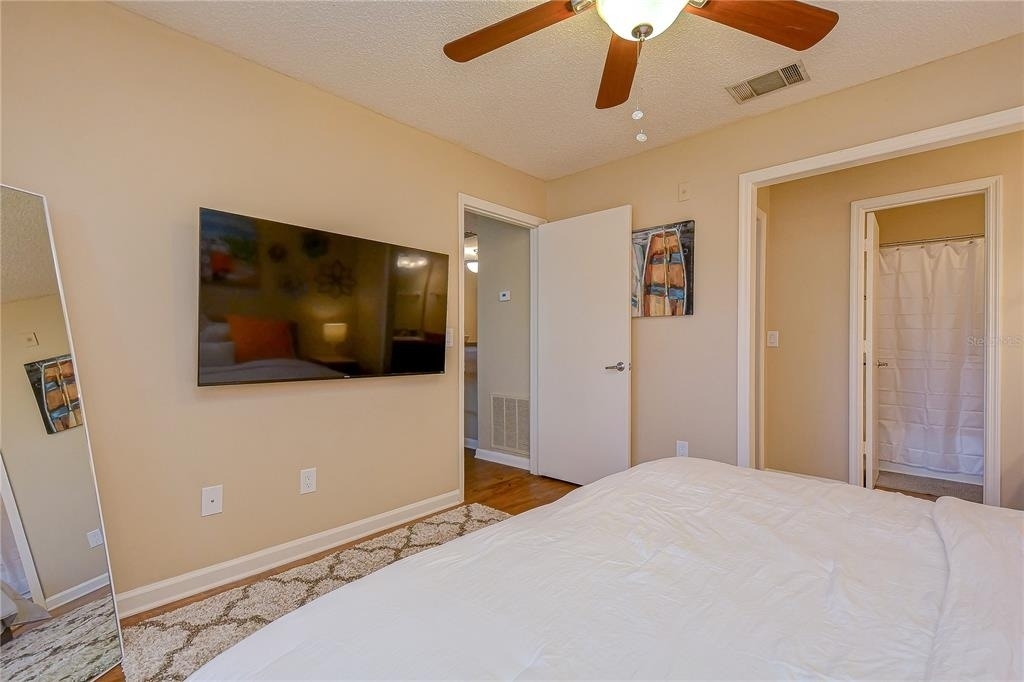 11901 4th Street N - Photo 18
