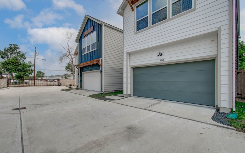 970 Highland Sound Lane - Photo 29