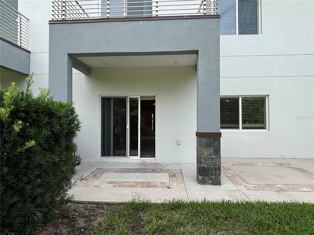 1980 Greenbriar Terrace - Photo 8