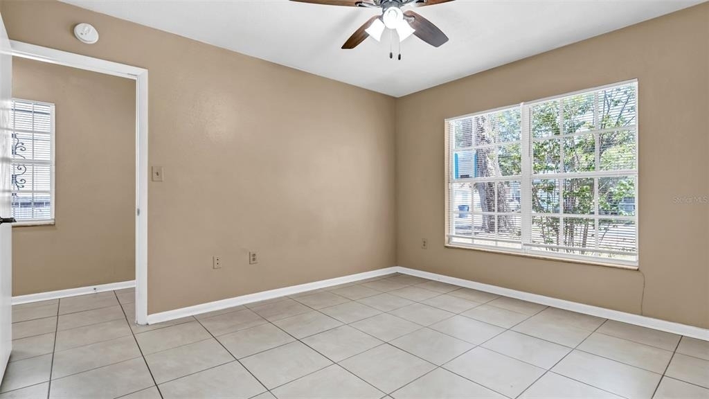2610 E Lake Avenue - Photo 14