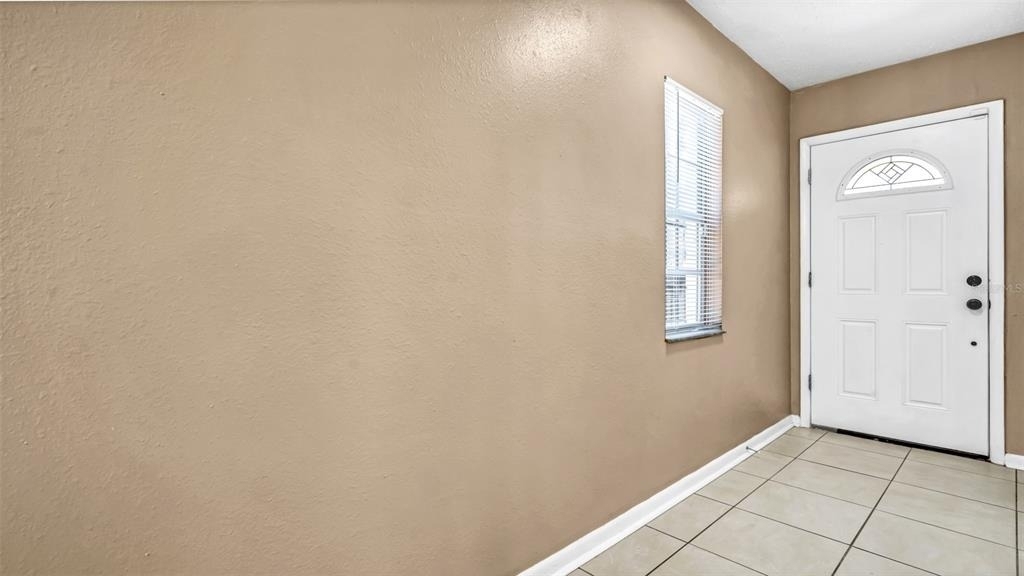 2610 E Lake Avenue - Photo 5