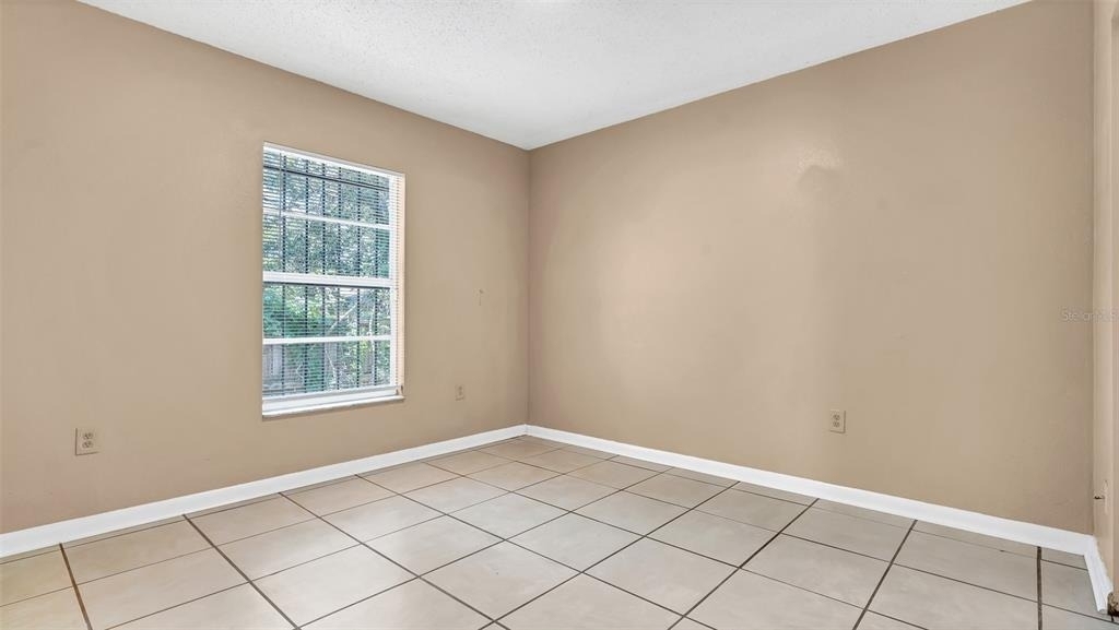 2610 E Lake Avenue - Photo 21