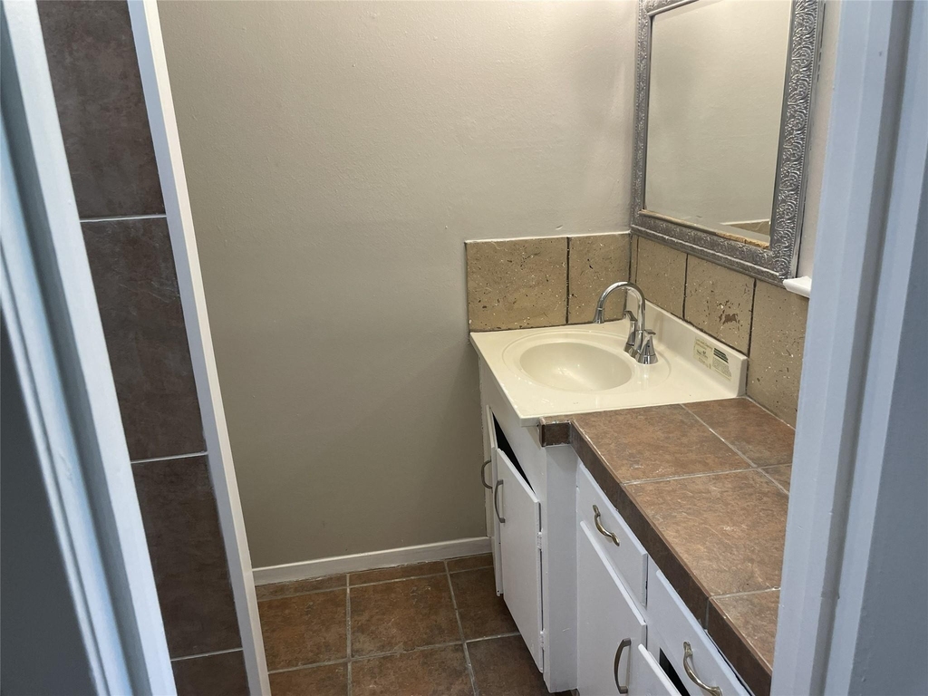 8915 Reamer Street - Photo 7