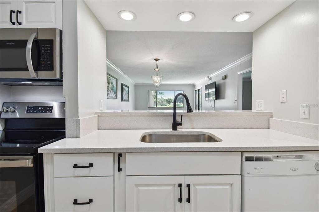 29129 Bay Hollow Drive - Photo 3