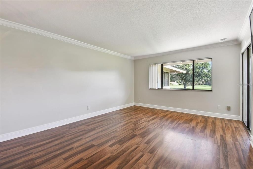29129 Bay Hollow Drive - Photo 9