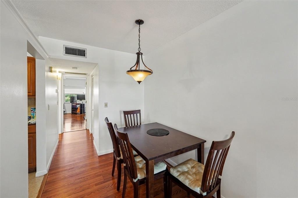 1235 S Highland Avenue - Photo 9