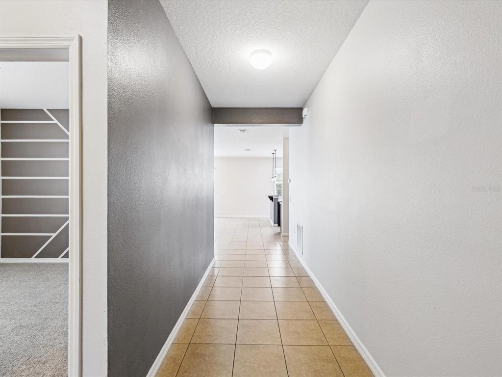 11525 Southern Creek Drive - Photo 2