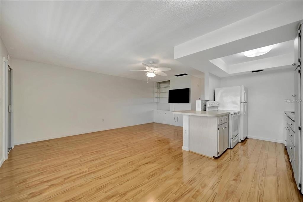650 Pinellas Point Drive S - Photo 12