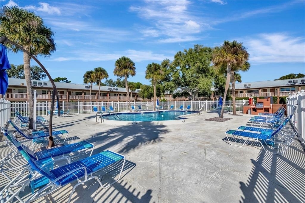 650 Pinellas Point Drive S - Photo 29