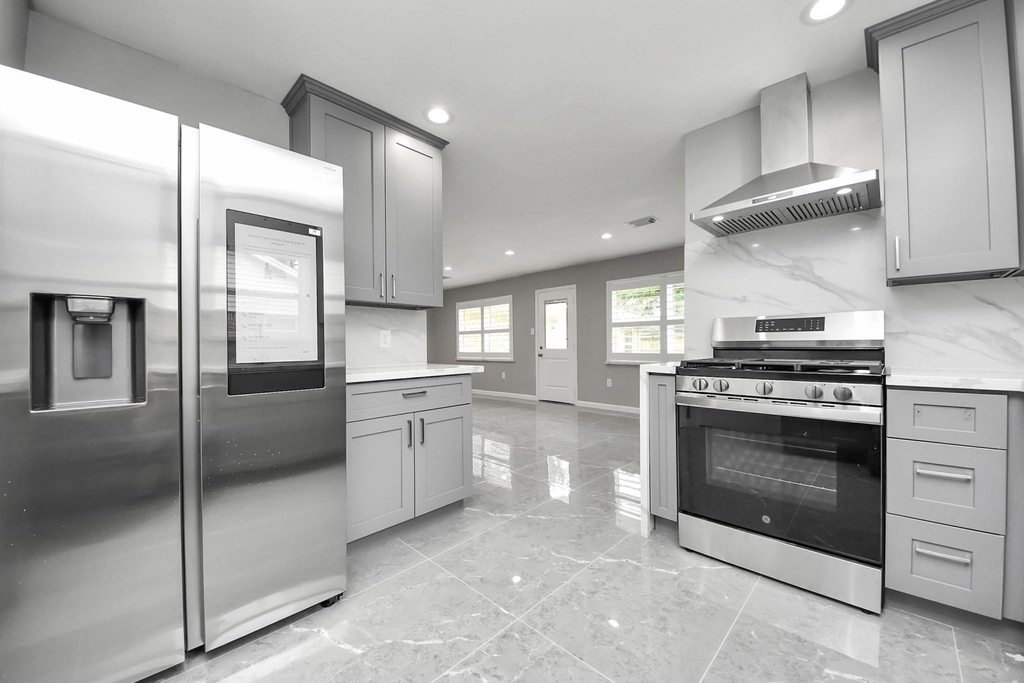 8007 Rowan Lane - Photo 30