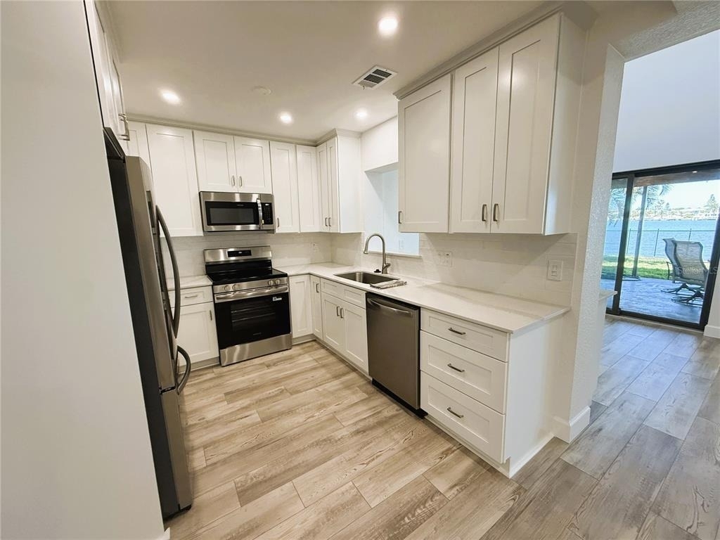468 20th Avenue - Photo 12