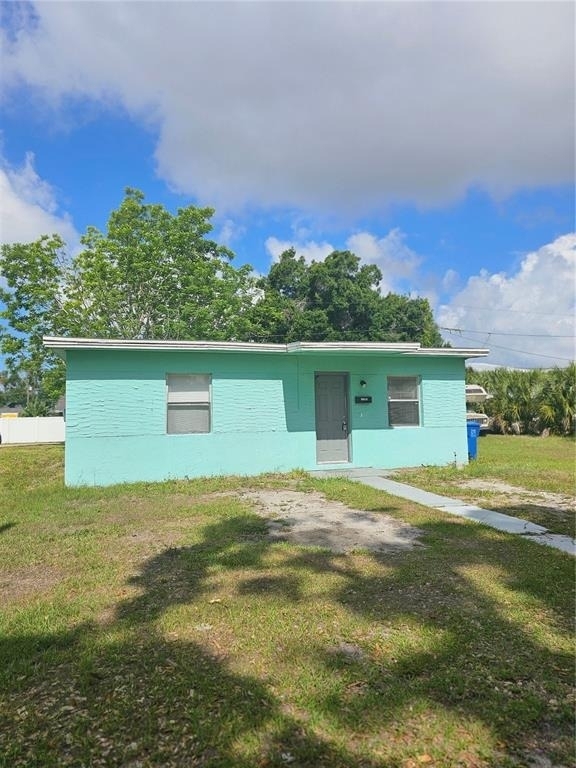 1147 32nd Street S - Photo 1