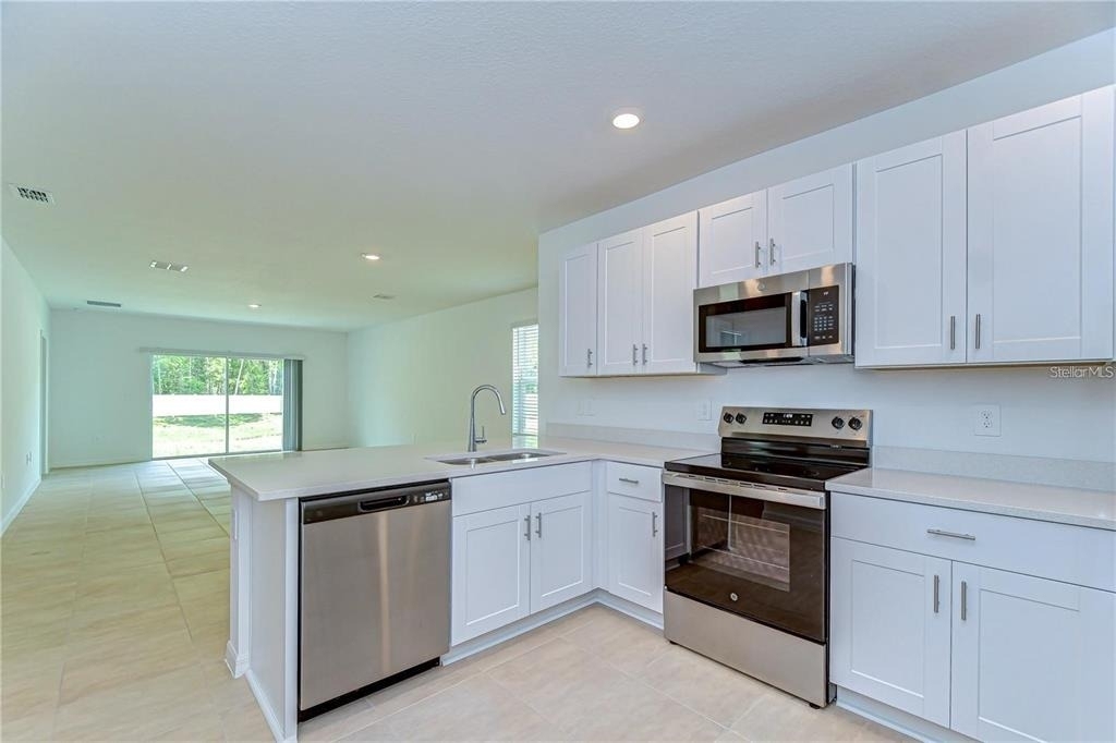 13341 Tropical Breeze Way - Photo 2