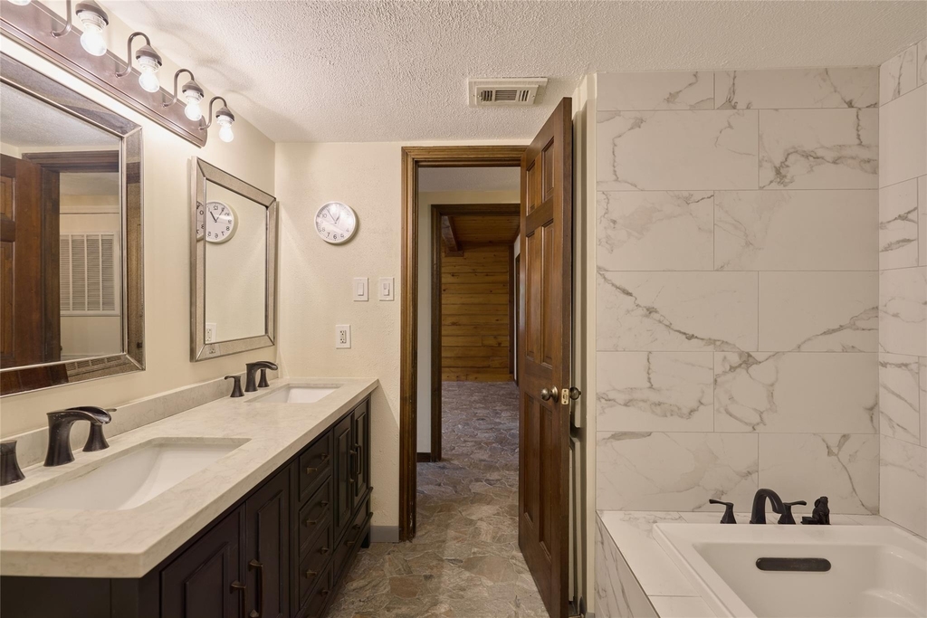 18233 Country Place Drive - Photo 15