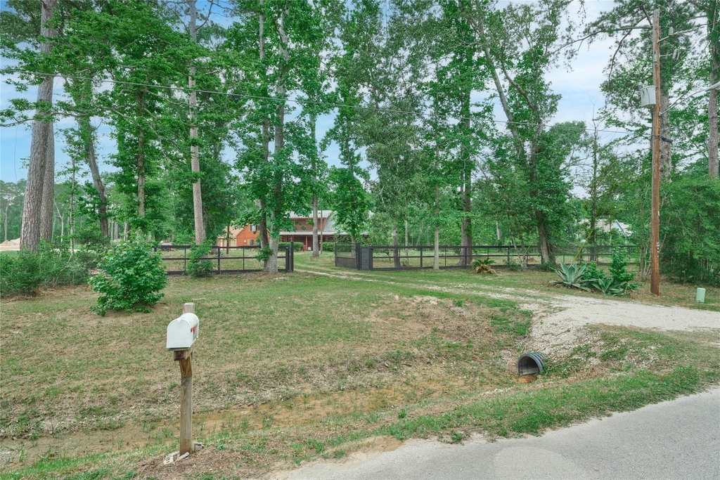 18233 Country Place Drive - Photo 29