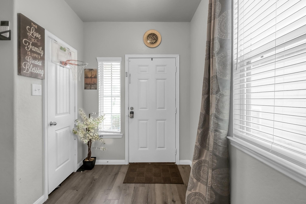 3555 Cannon Drive - Photo 5