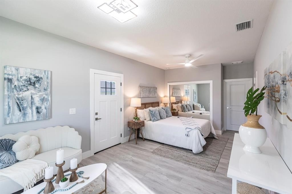 946 Flanders Street - Photo 32
