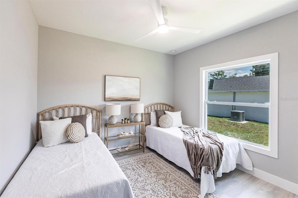 946 Flanders Street - Photo 27