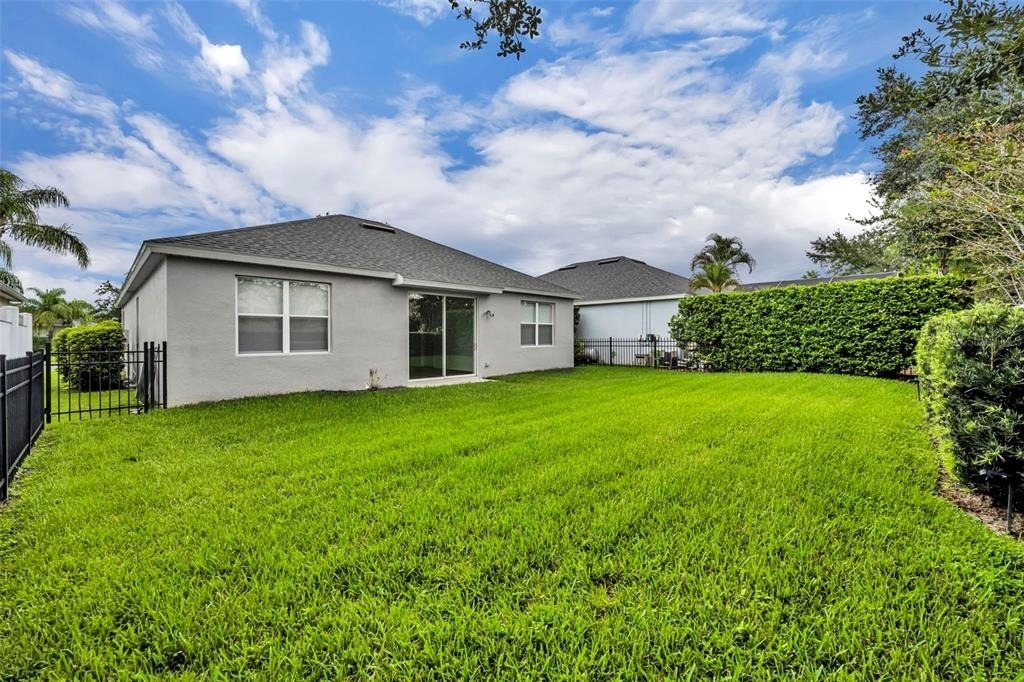 2628 Balforn Tower Way - Photo 28