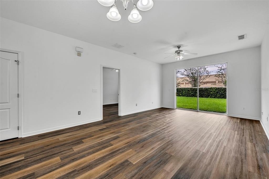 2628 Balforn Tower Way - Photo 6