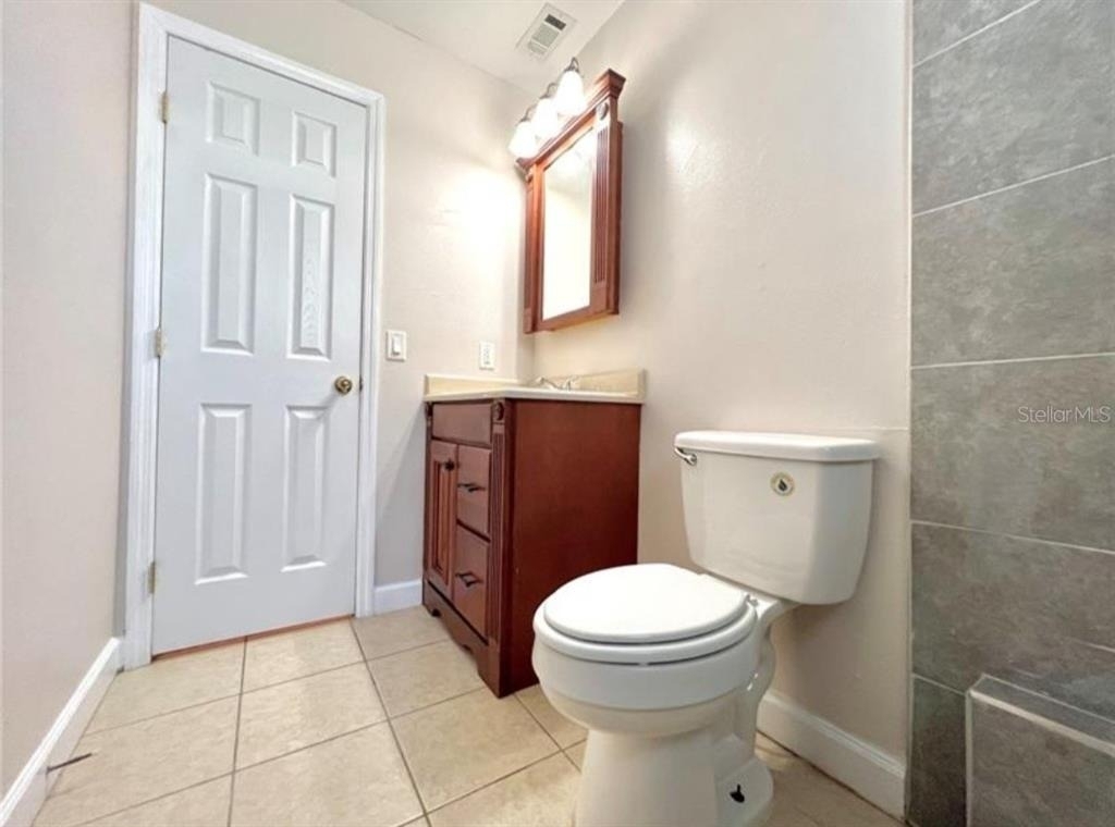209 Avenue B Se - Photo 13