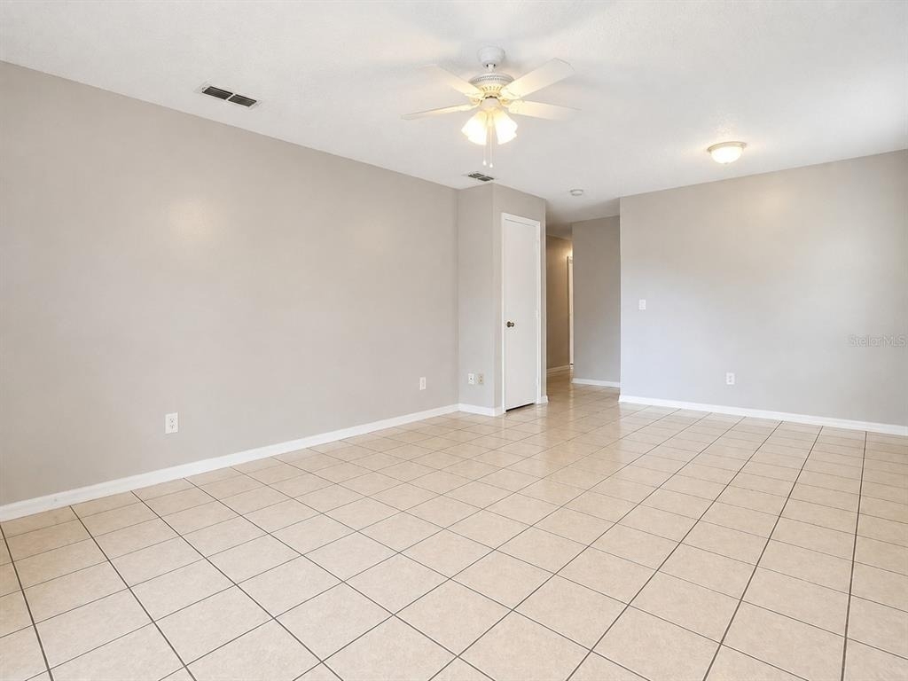 1423 Montana Avenue - Photo 3