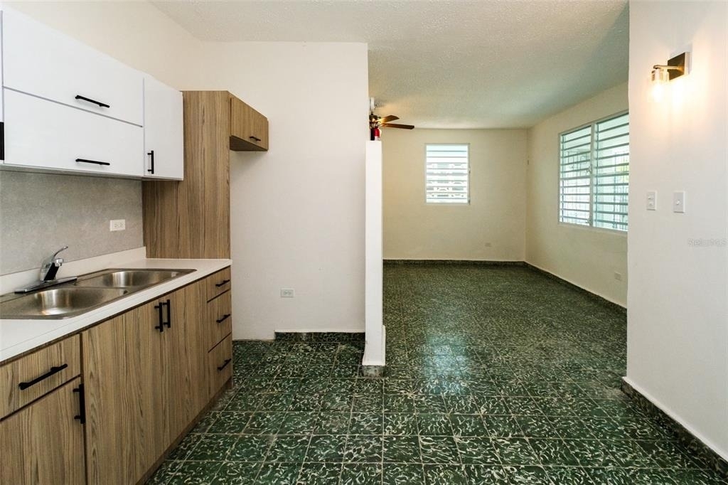 1041b Luis Cordova Chirino Ext. Country Club - Photo 5