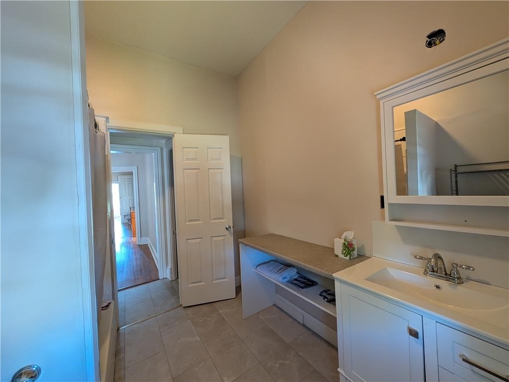 87 Broad Street - Photo 2