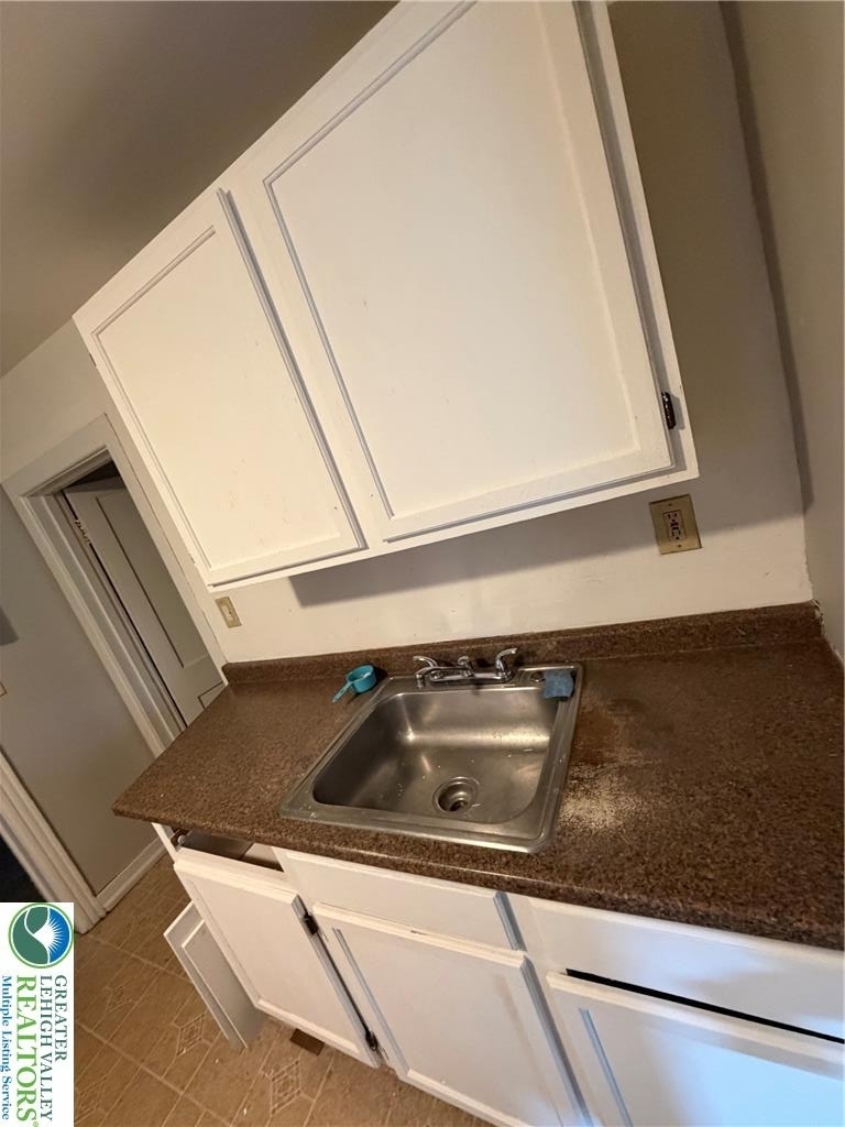 410 E 4th Street - Photo 1