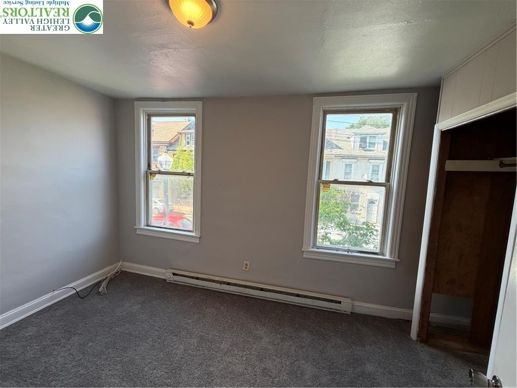 410 E 4th Street - Photo 4