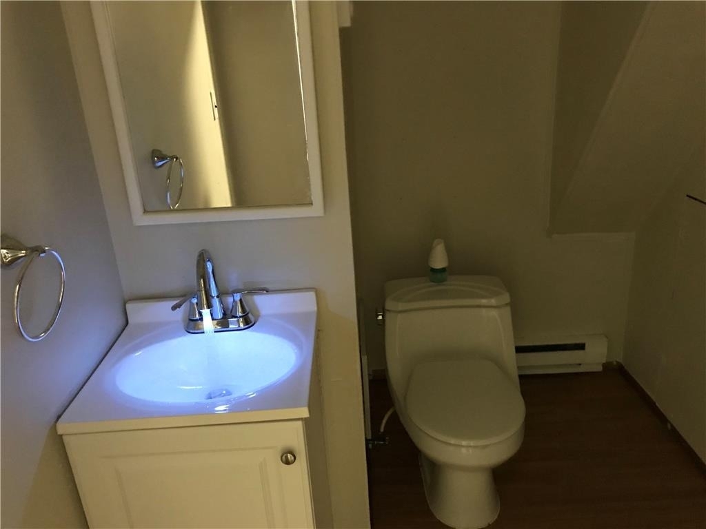 738 E 4th Street - Photo 5
