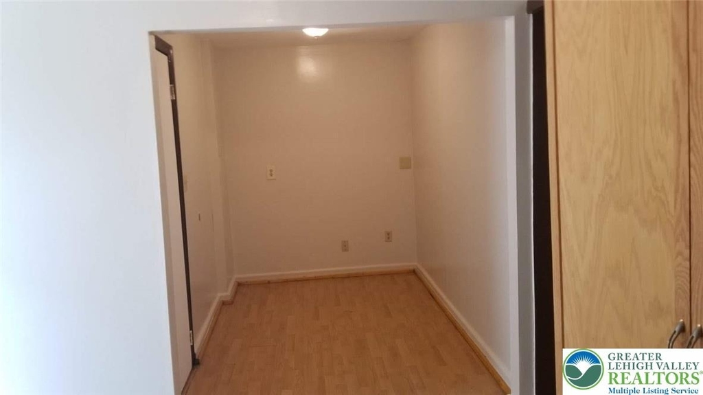 738 E 4th Street - Photo 2