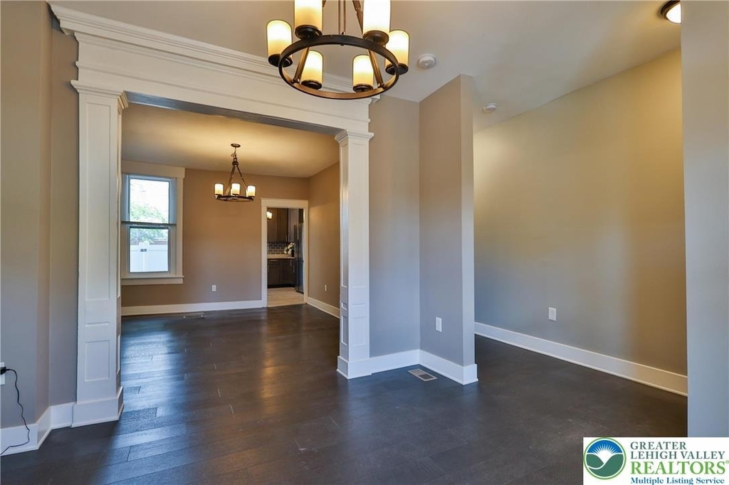 129 Goepp Street - Photo 8