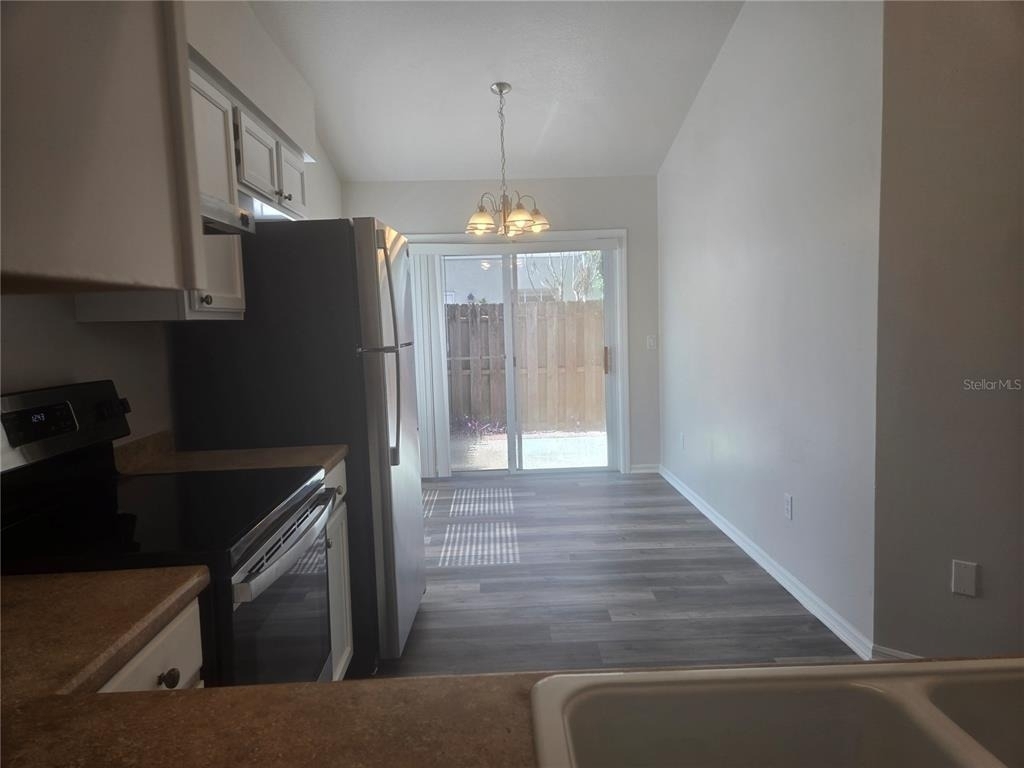 901 Beresford Way - Photo 5