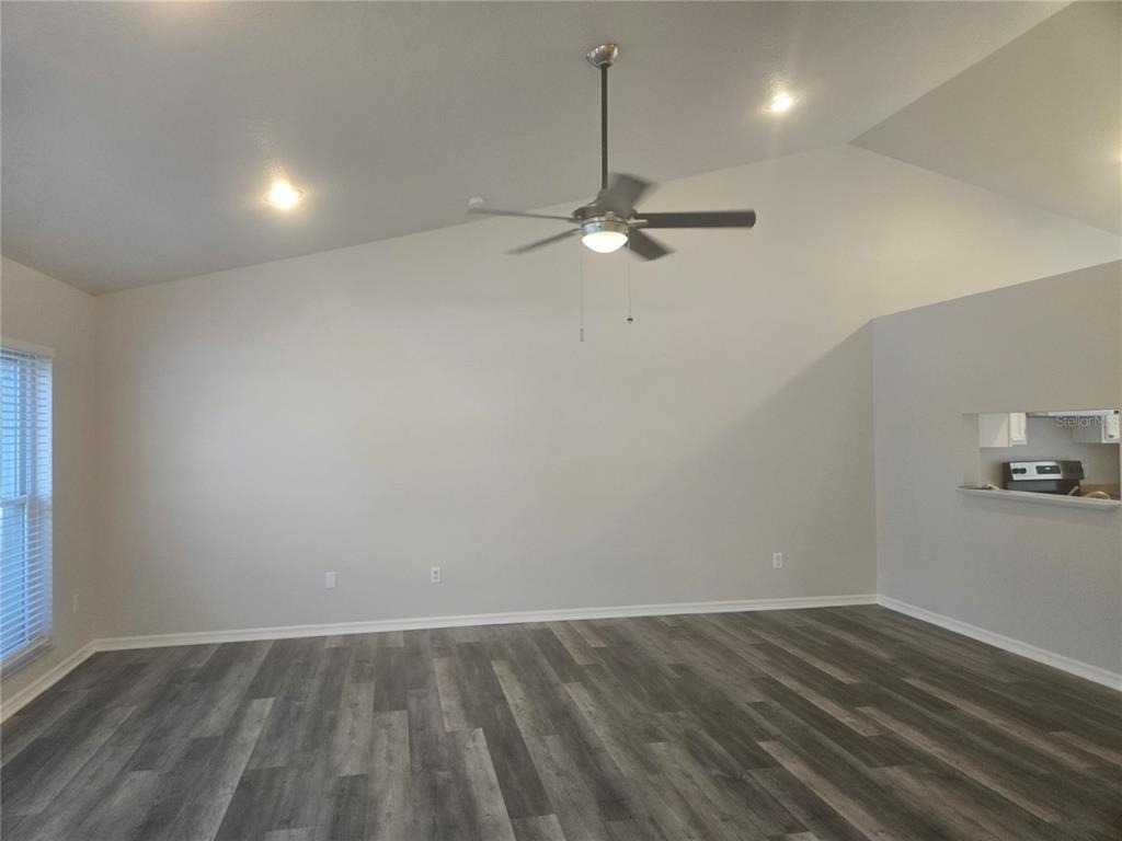 901 Beresford Way - Photo 8
