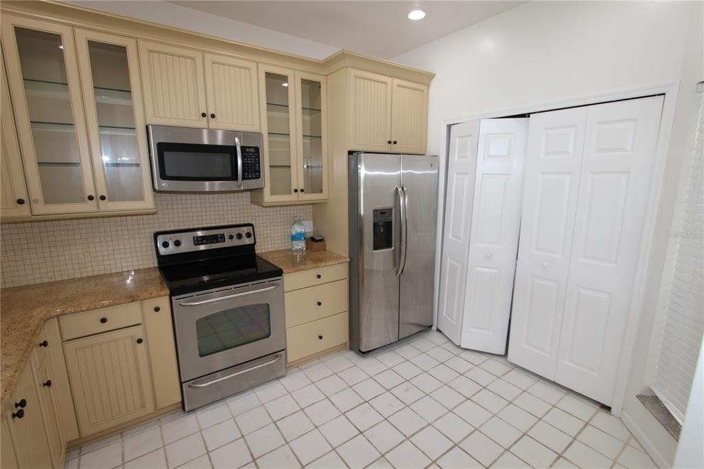 451 Hamptoncrest Circle - Photo 10