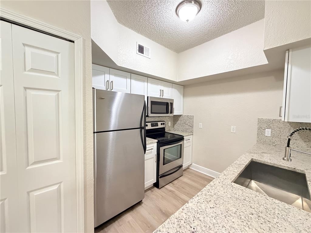 13015 Plantation Park Circle - Photo 4