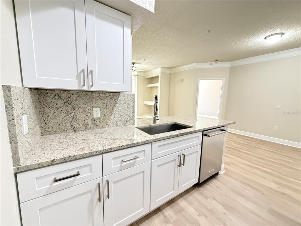 13015 Plantation Park Circle - Photo 2