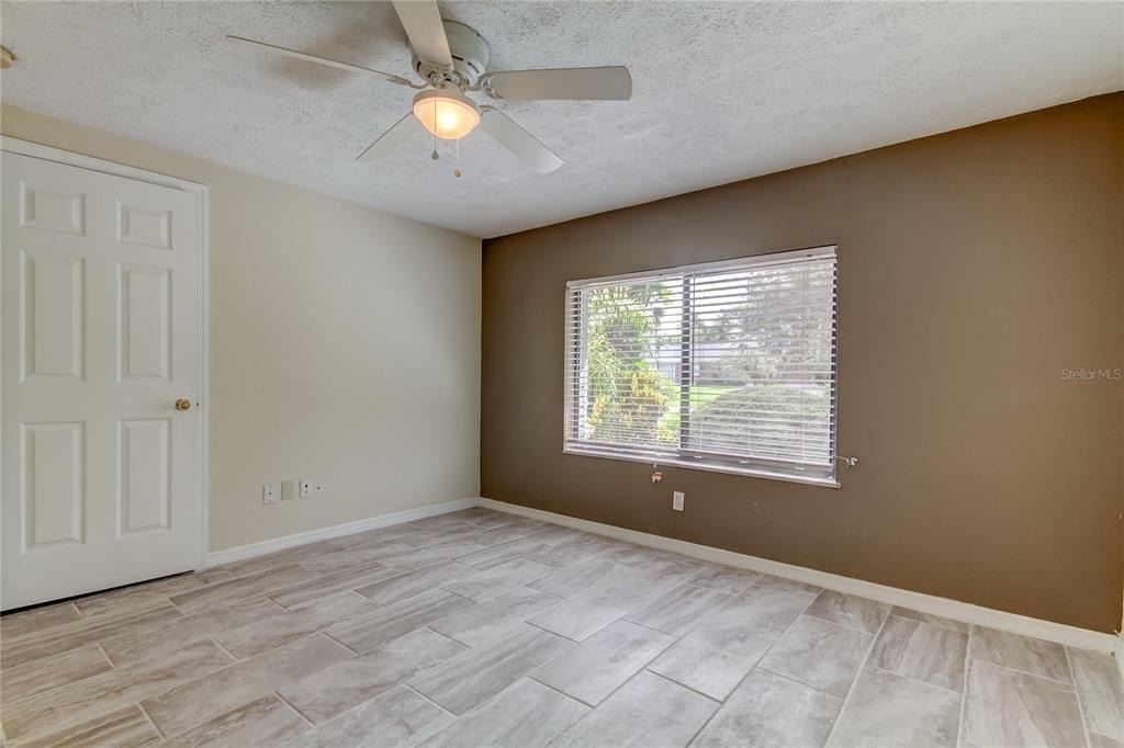 10406 Reclinata Lane - Photo 25