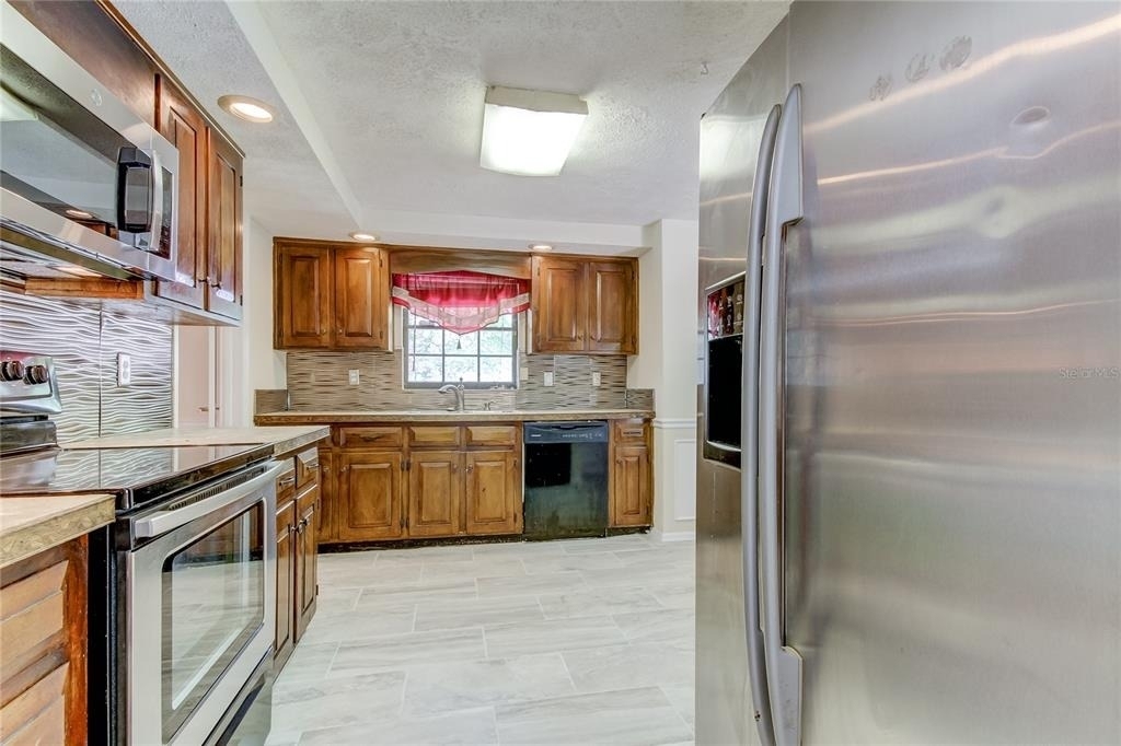 10406 Reclinata Lane - Photo 13