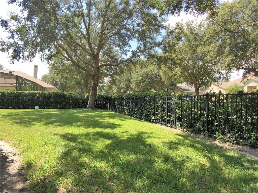 909 Arbormoor Place - Photo 24