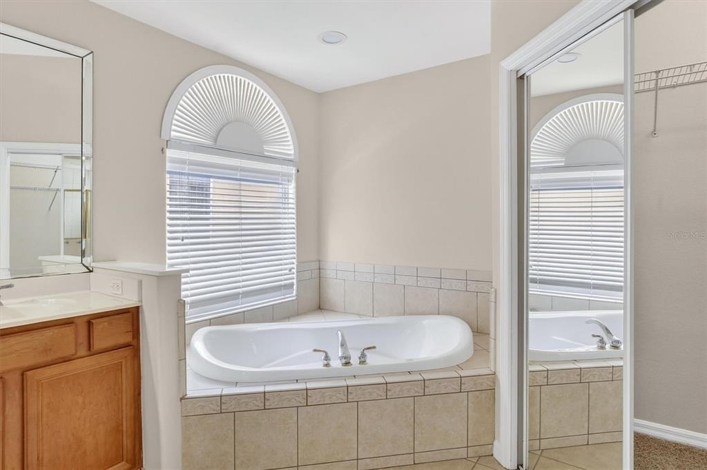 8506 Saint Marino Boulevard - Photo 20