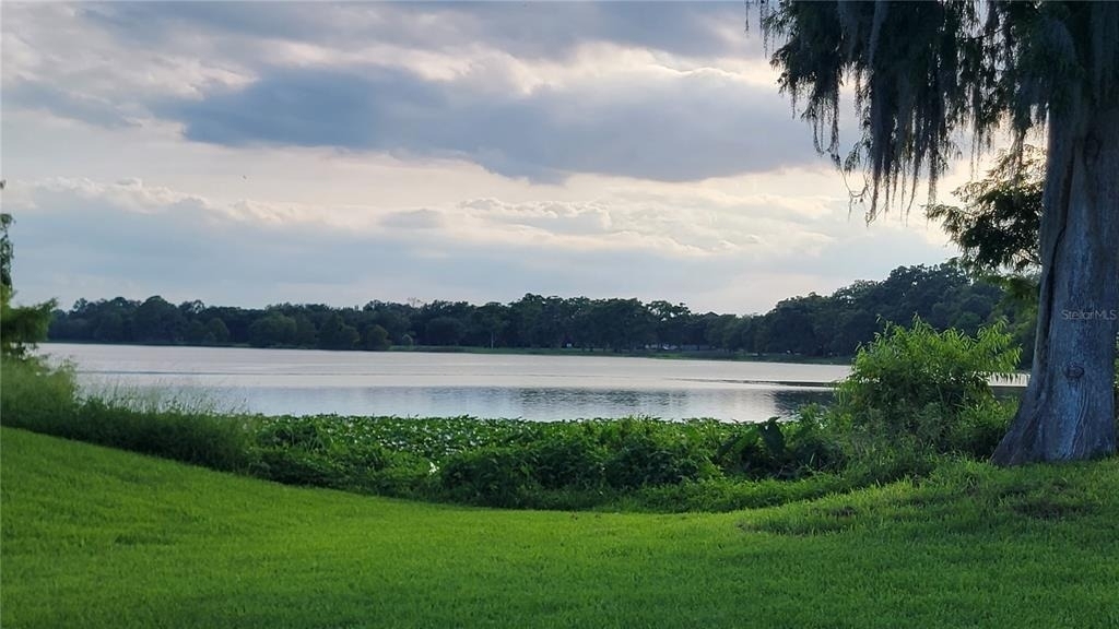 4023 Versailles Drive - Photo 2