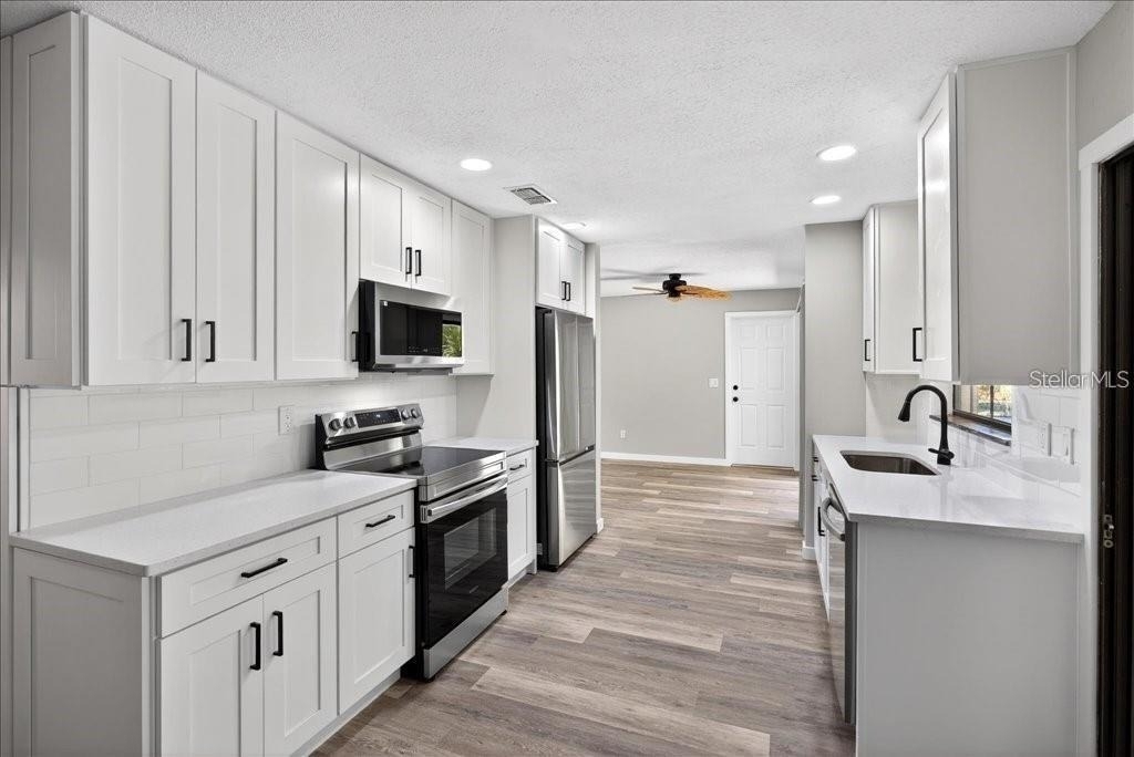 8 Blare Drive - Photo 5