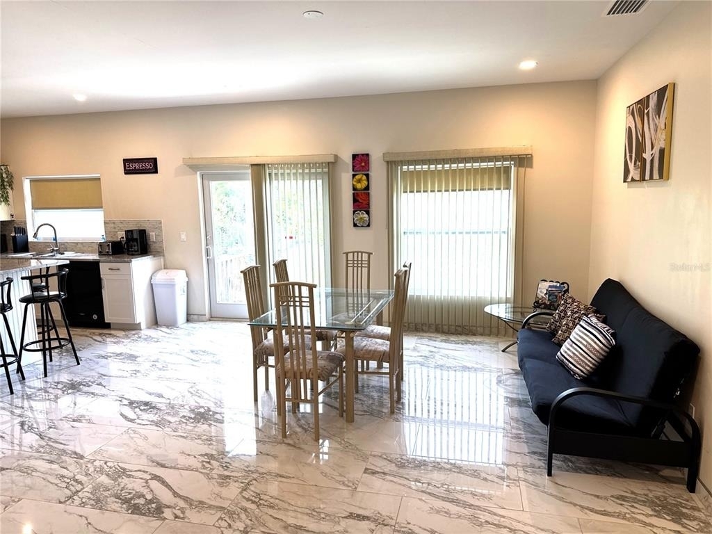 1501 Helene Avenue - Photo 5